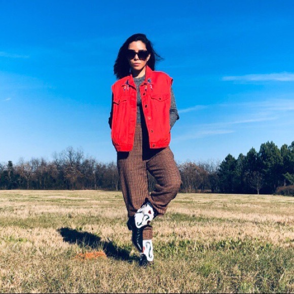 HAND PAINTED RED SOUTH WESTERN PRINCESS VEST - Picture 6 of 8